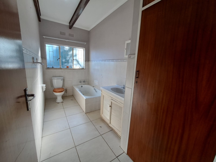 3 Bedroom Property for Sale in Safari Gardens North West